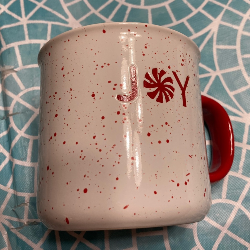 💛TODAY***$12***NWT North Pole South “Joy” ceramic Christmas mug. - Picture 7 of 10